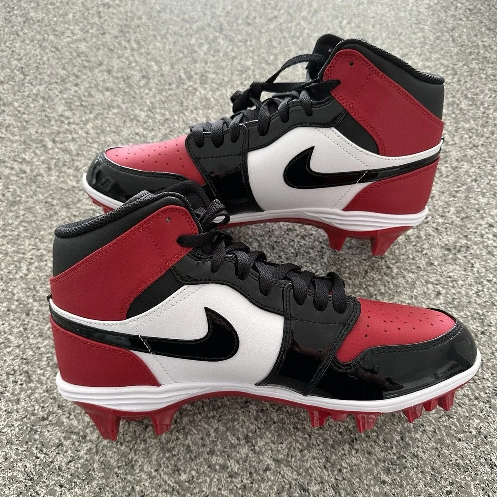 Nike Air Jordan 1 Mid TD Football Cleats Mens 9.5 FJ6805-601 BRED Black Red